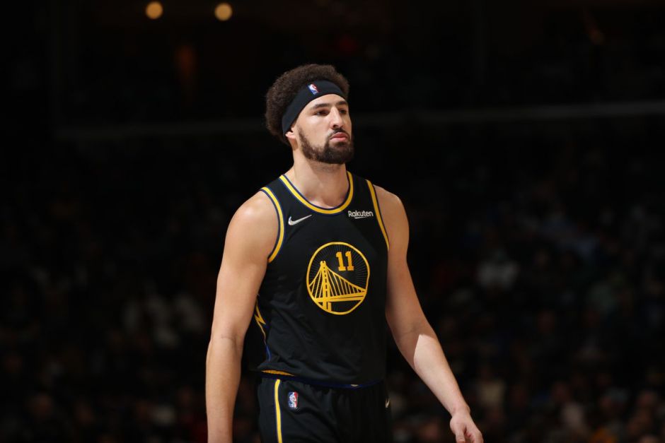 乓球场上有 乓球场上有